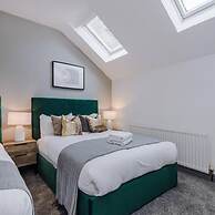 Host Apartments The Roscoe Coach House