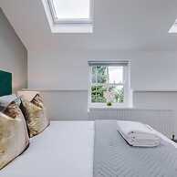 Host Apartments The Roscoe Coach House