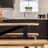 Host Apartments The Roscoe Coach House