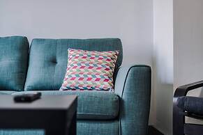 Host Apartments The Roscoe Nest