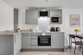 Host Apartments The Roscoe Nest