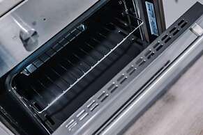 Host Apartments The Roscoe Nest