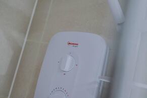 Host Apartments The Roscoe Nest