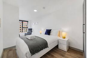 Host Apartments The Roscoe Nest