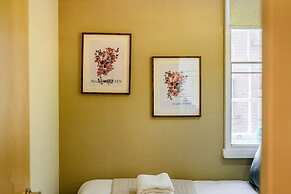 Host Apartments Queen Square Apartment