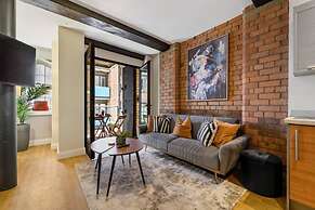 Host Apartments Queen Square Apartment