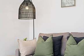 Host Apartments Lark Lane Hideaway