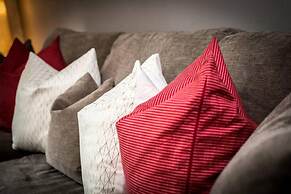 Host Apartments York Place Apt