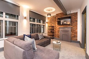 Host Stay Bands Warehouse I