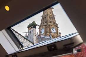 Host Stay Bands Warehouse VI