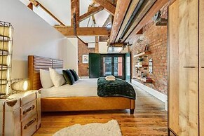 Host Stay Bands Warehouse VI