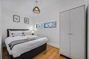 Host Apartments Standish Street Abode