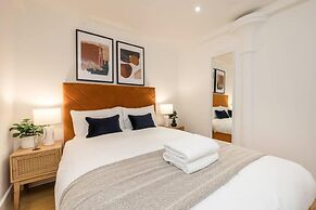 Host Apartments The Cavern Quarter Nest