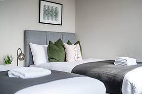 Host Apartments Picasso s Place II