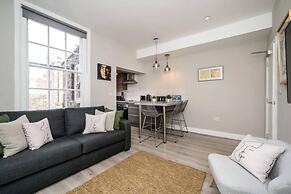 Host Apartments Picasso s Place II