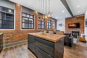 Host Stay Bands Warehouse V