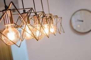 Host Stay Bands Warehouse V