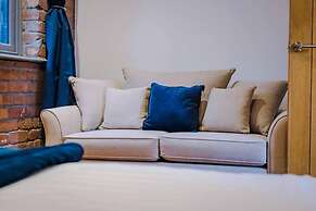 Host Apartments Bands Warehouse II