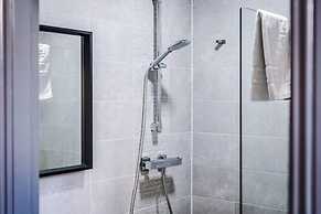 Host Apartments Bands Warehouse II