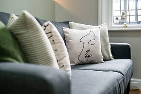 Host Apartments Picasso s Place I