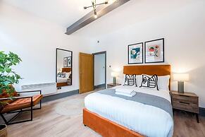 Host Stay Bands Warehouse IV