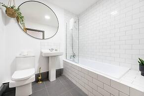 Host Stay Bands Warehouse IV