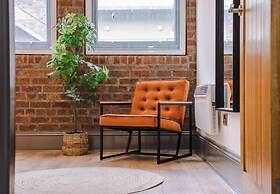 Host Stay Bands Warehouse IV