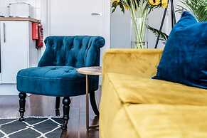 Host Stay Canning Quarters II