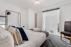 Host Stay Belvidere Church