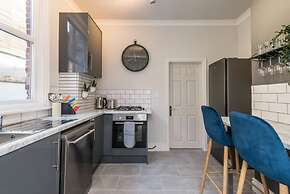 Host Apartments Seel Street Quarters