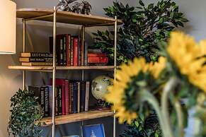 Host Stay Catharine Quarters I