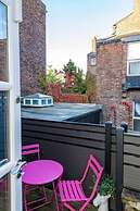 Host Apartments The Pilgrim Coach House