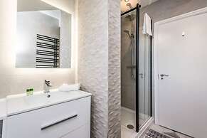 Host Apartments The Pilgrim Coach House