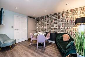 Host Apartments The Pilgrim Coach House