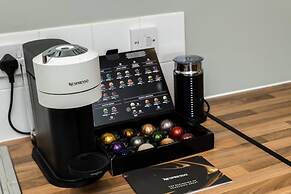 Host Apartments Catharine Quarters III