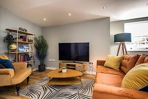 Host Apartments Catharine Quarters III