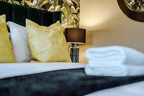 Host Apartments The Pilgrim Coach House II