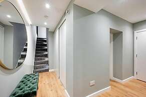 Host Apartments Catharine Quarters IV