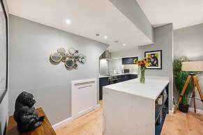 Host Apartments Catharine Quarters IV