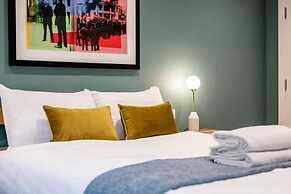 Host Apartments Catharine Quarters IV