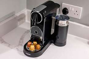 Host Apartments Catharine Quarters IV