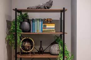 Host Apartments Catharine Quarters IV