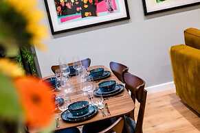 Host Apartments Catharine Quarters IV