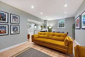 Host Apartments Catharine Quarters IV