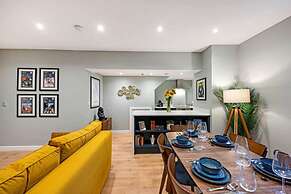 Host Apartments Catharine Quarters IV