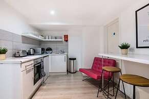 Host Apartments Fleet Nightlife I