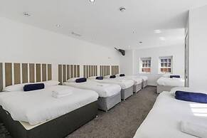 Host Apartments Fleet Nightlife IV