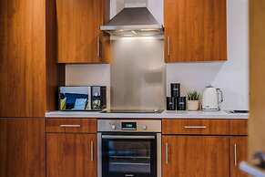 Host Apartments Henry s Hideaway