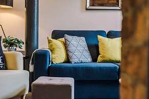 Host Apartments Henry s Hideaway