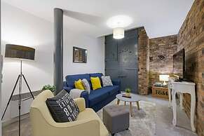 Host Apartments Henry s Hideaway